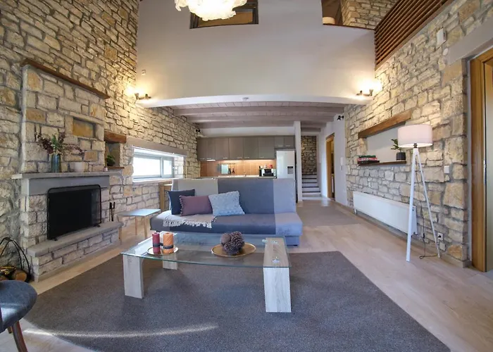 Kalpaki Luxury Maisonette 3