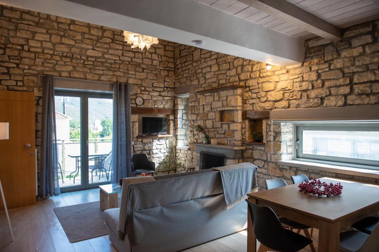 Kalpaki Luxury Maisonette 3 Apartment